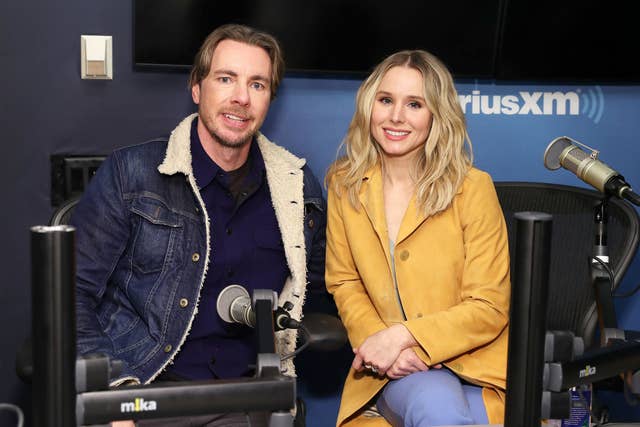 Kristen Bell Responds To Comment Saying She And Dax Shepard Can T Stand Each Other