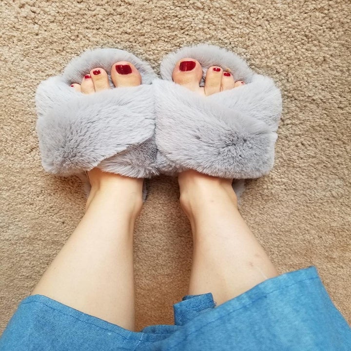 comfiest house shoes