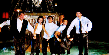 The Friends in the fountain in the intro