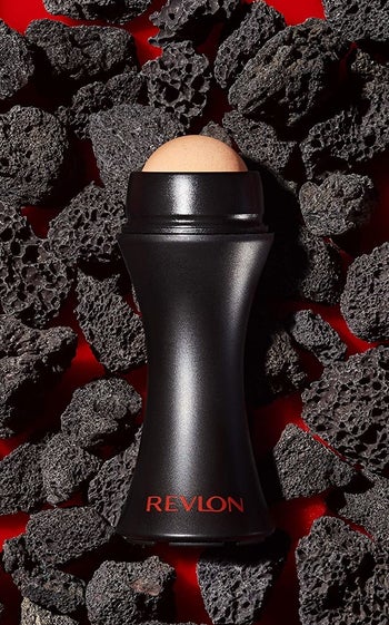 Revlon oil-absorbing volcanic face roller