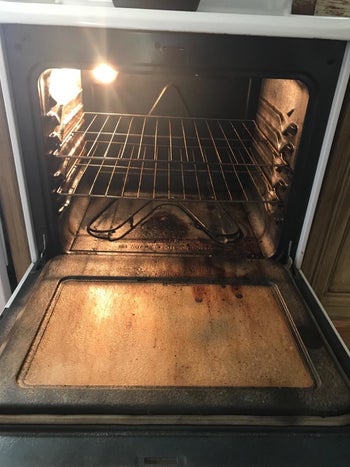 Review photo of dirty oven