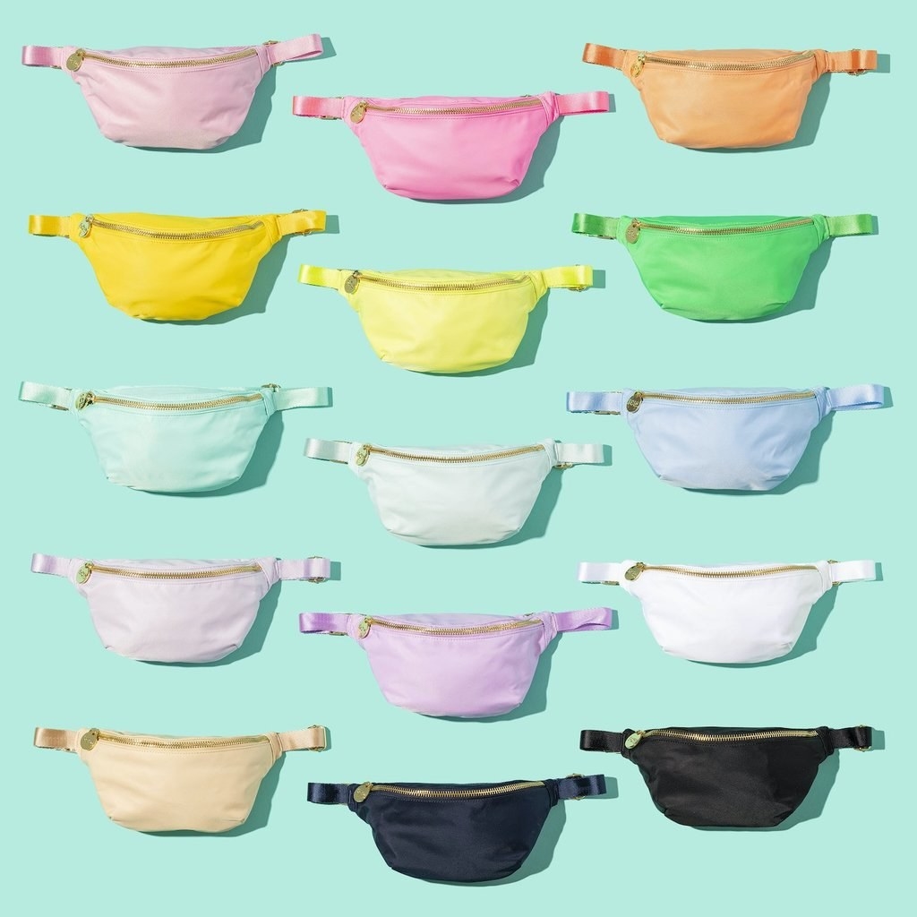 various colors of fanny packs 