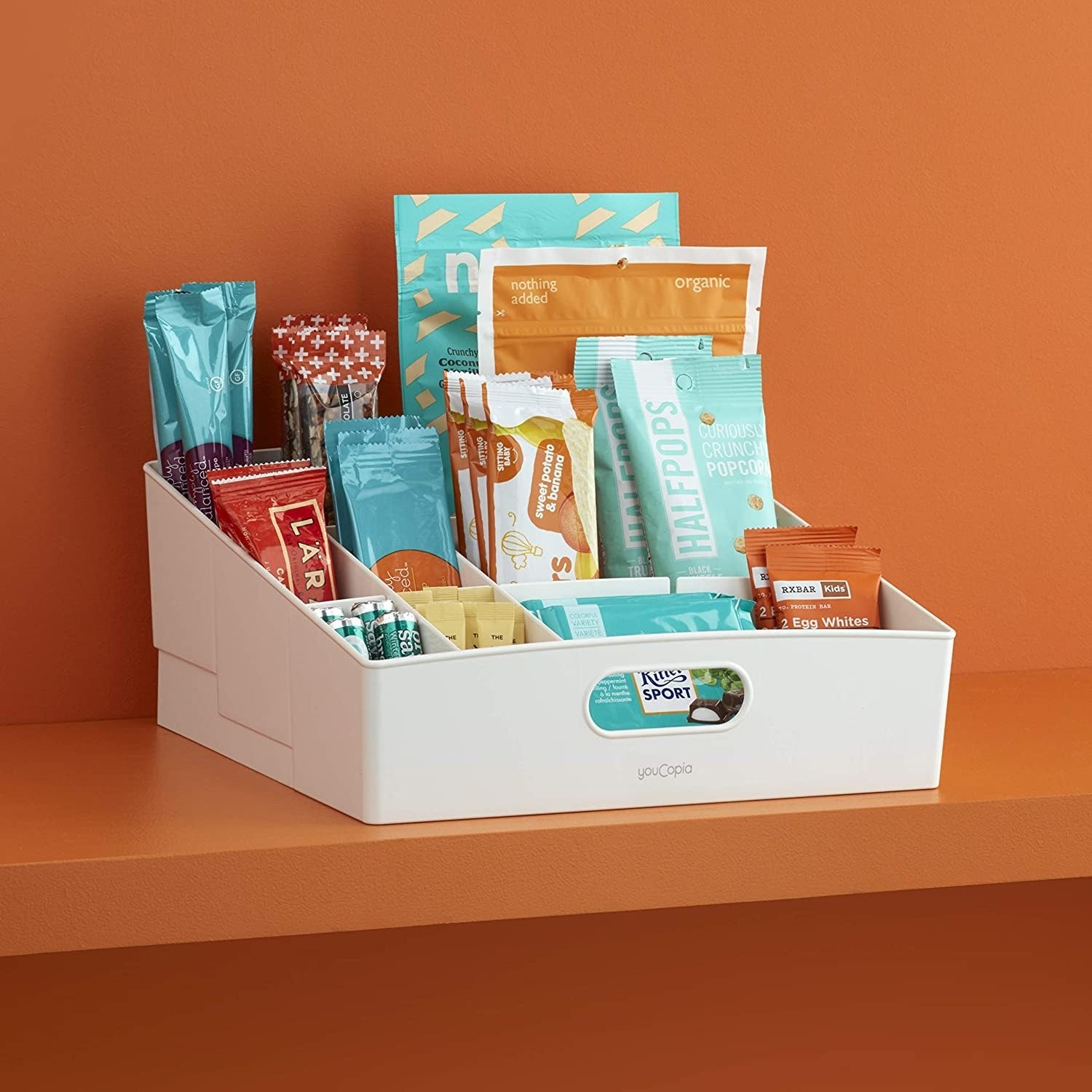 The three-tier container 
