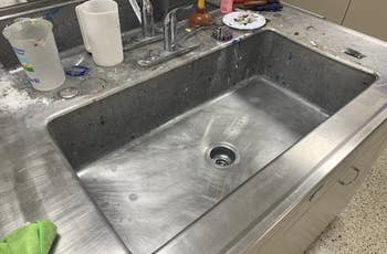 the same sink now completely clean