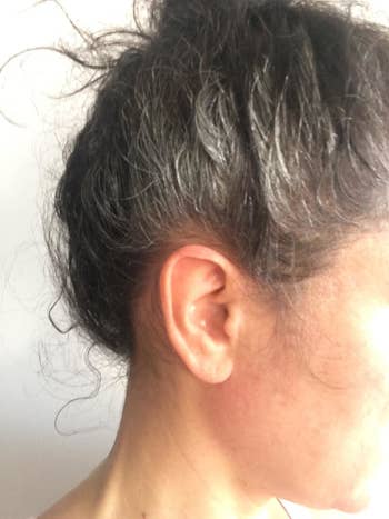 Reviewer photo showing hair before using root cover-up spray