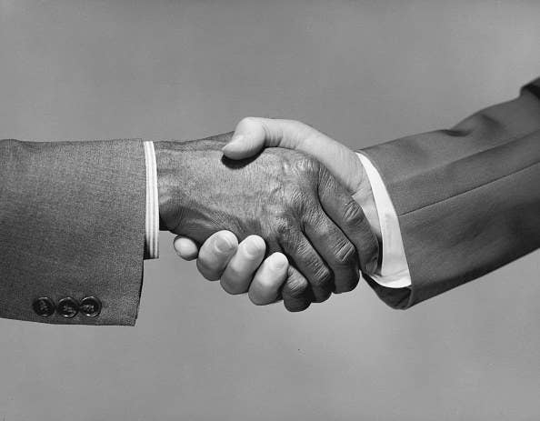 クレカを作るなら知っておかないとヤバいこと を専門家に聞いてきた