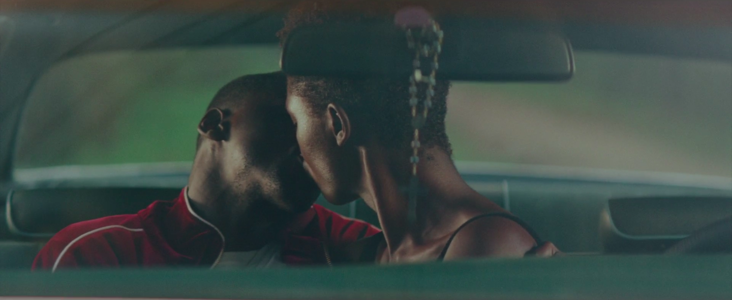Queen and Slim kissing