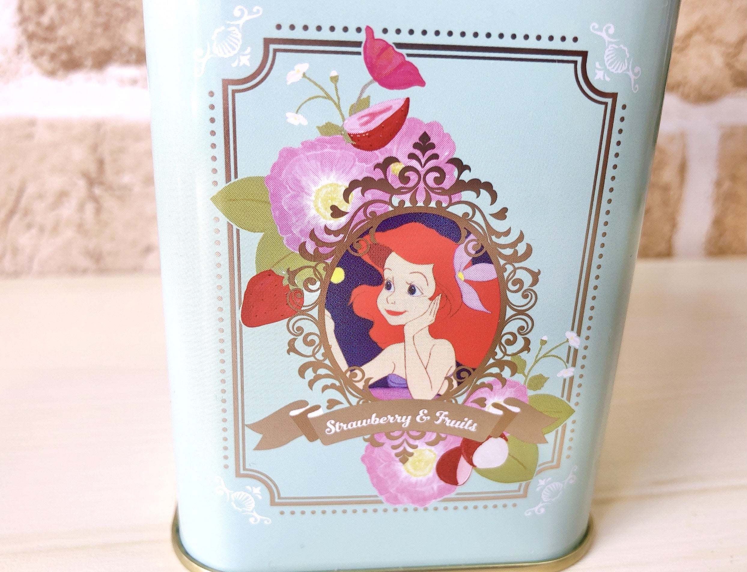 こんなにかわいくてええんか ディズニーストアで売ってるコラボアイテムが良すぎて全種類買った