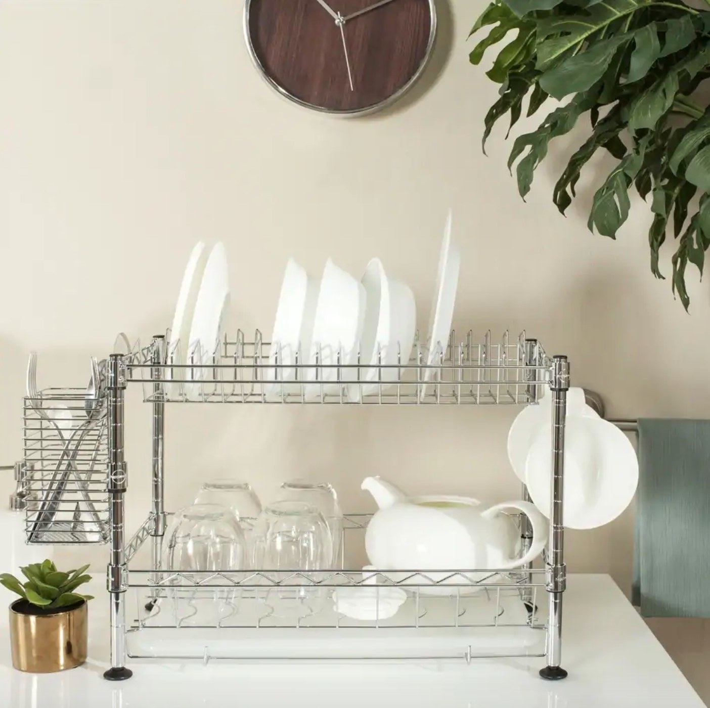 The two tiered wire dish rack