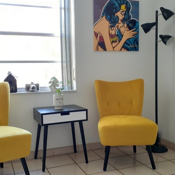 Review photo of the yellow velvet chair
