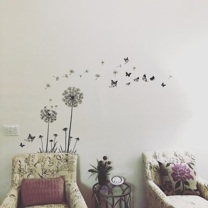 Review photo of the wall decal