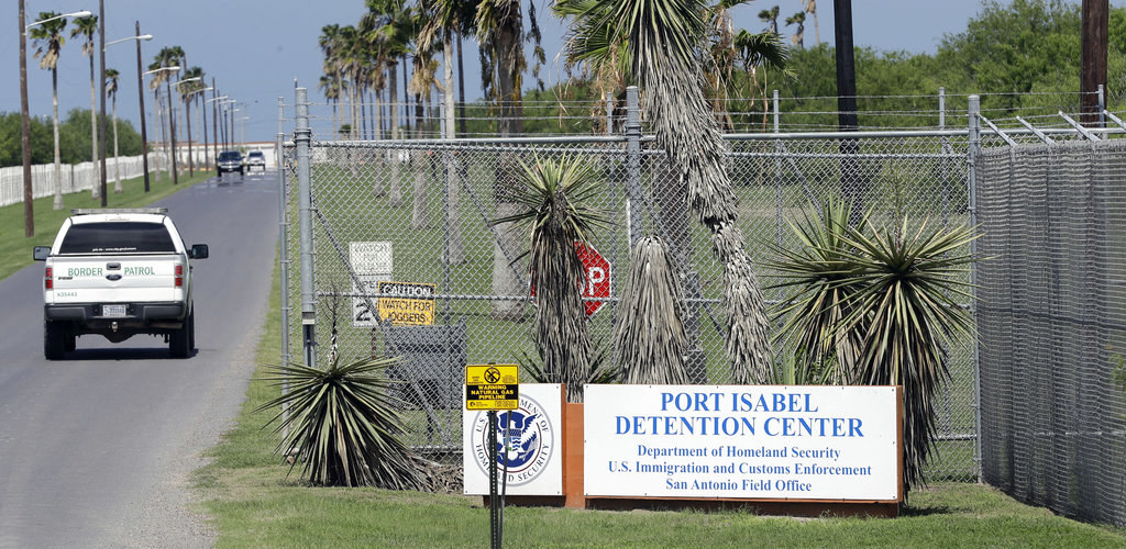 ICE Detainees In Texas Describe Storm's Misery