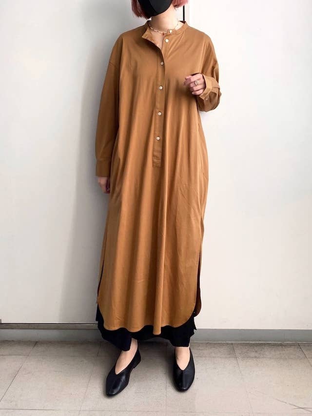 春にたくさん着たい ユニクロの 3990円ワンピース は一枚でオシャレ見えします