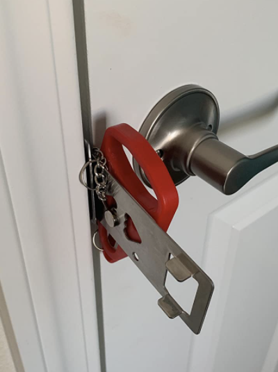 reviewer photo of the lock on door