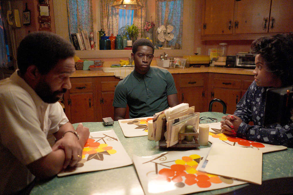 Pictured: (left to right) Kevin Carroll as Alton, Damson Idris as Franklin Saint, Michael Hyatt as Cissy Saint