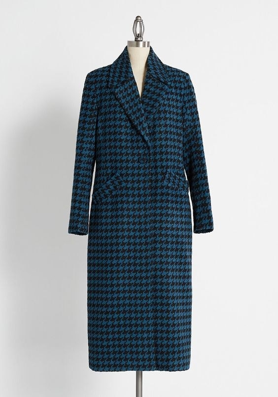 The houndstooth coat 