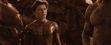 Spider-Man looking between Drax and Iron Man in &quot;Infinity War&quot;