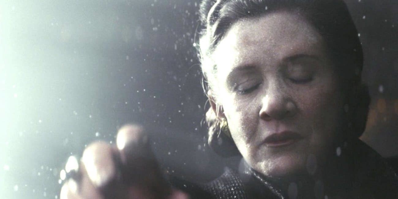 Princess Leia uses the force in space to propel herself to safety in &quot;Star Wars: The Last Jedi&quot;