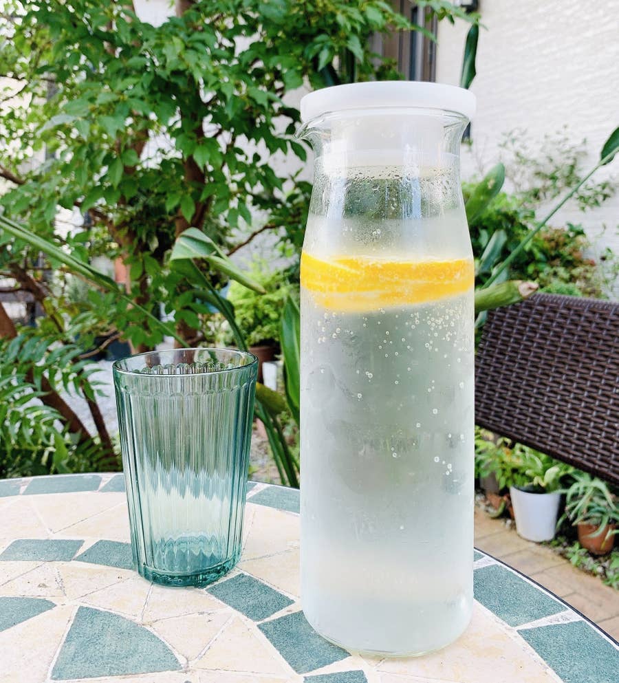 オシャレでめっちゃ大容量 イケアの 699円ピッチャー は花瓶にも使えます