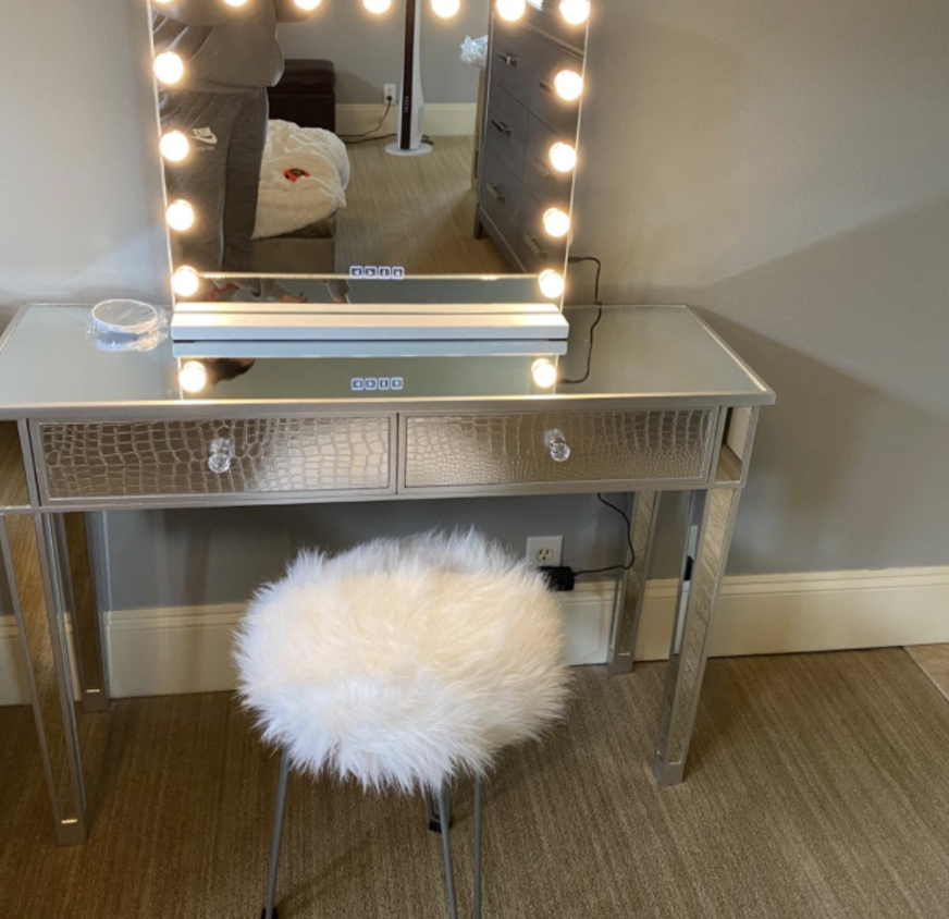 reviewer image of vanity with mirror 