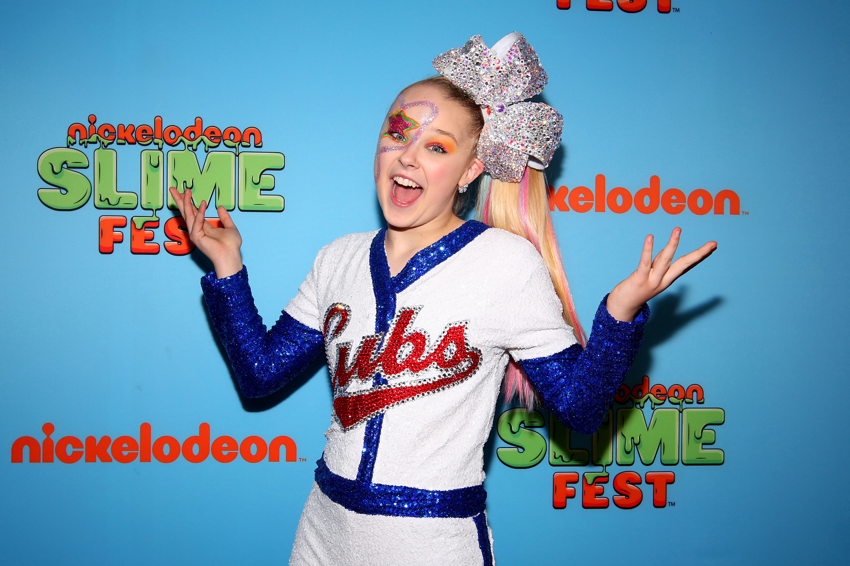 JoJo Siwa Reveals She Has A Girlfriend After Coming Out