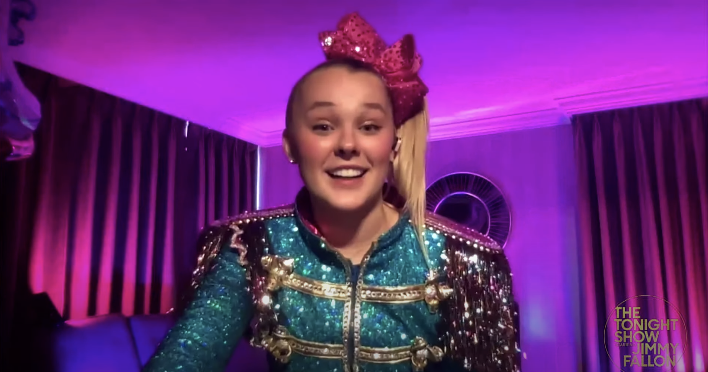 JoJo Siwa Reveals She Has A Girlfriend After Coming Out