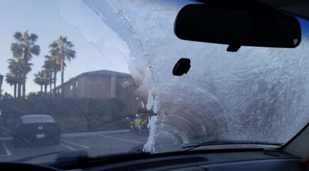 reviewer image showing how clear blades wipe windshield
