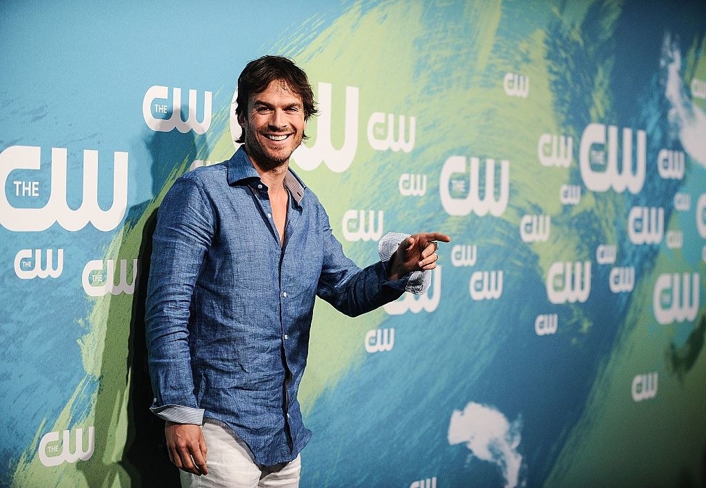  Ian Somerhalder wearing a blue shirt and white pants at The CW Network&#x27;s 2016 New York Upfront in May 2016 in New York City