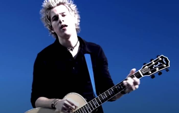 Ryan Cabrera playing the guitar in the &quot;On the Way Down&quot; music video