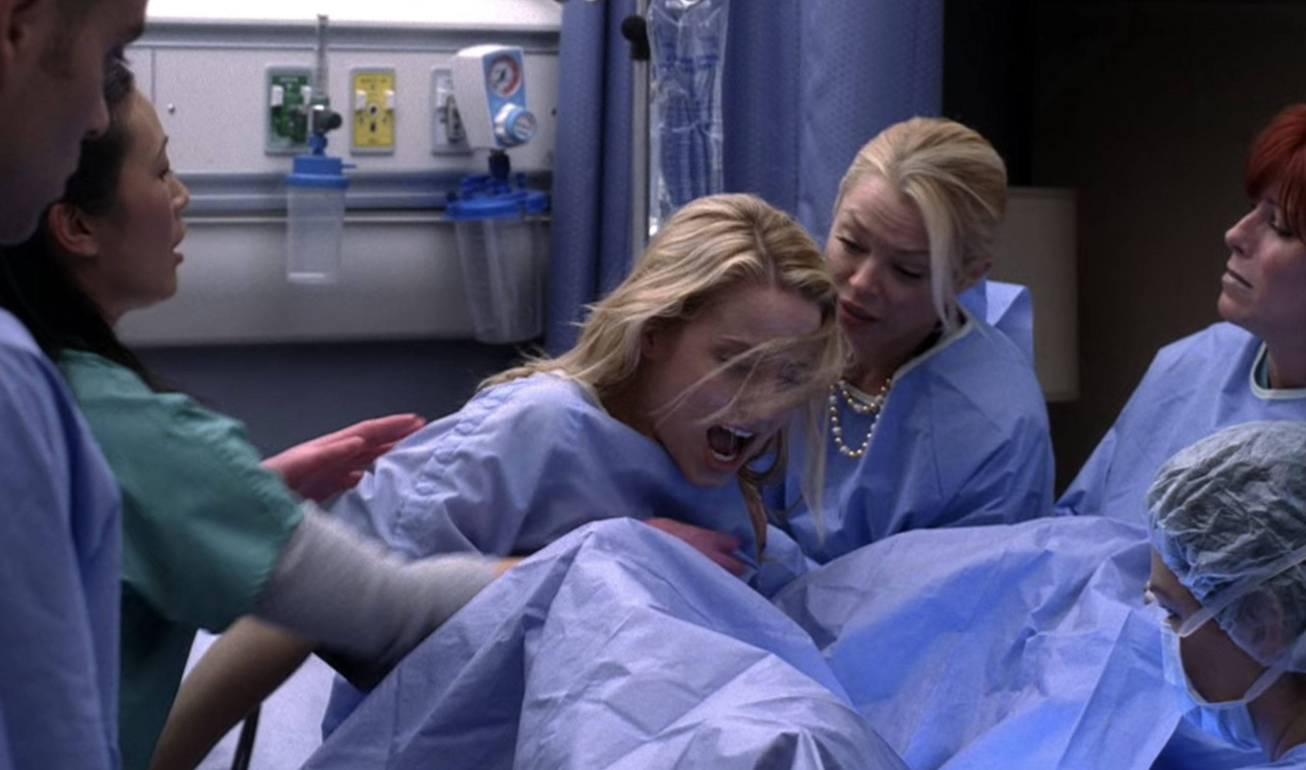 Quinn from &quot;Glee&quot; in labor at the hospital