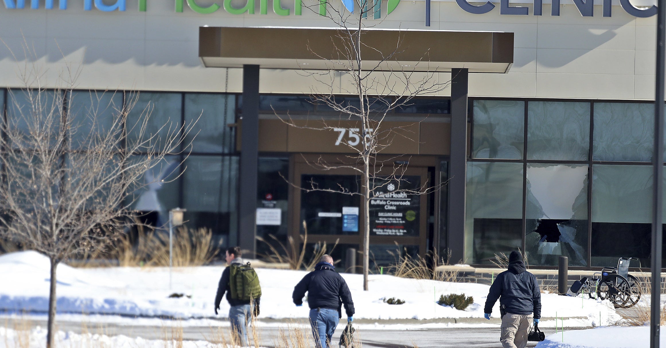 1 Dead, 4 Injured In Shooting At Allina Health Clinic In Minnesota