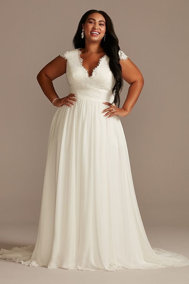 Elopement Dresses Under $500 | Tips for Brides - chelseastratso.com