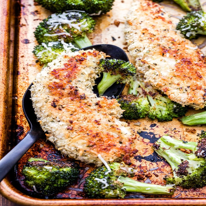 Sheet pan chicken and broccoli.