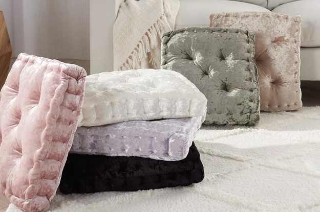 The square cushion in different colors