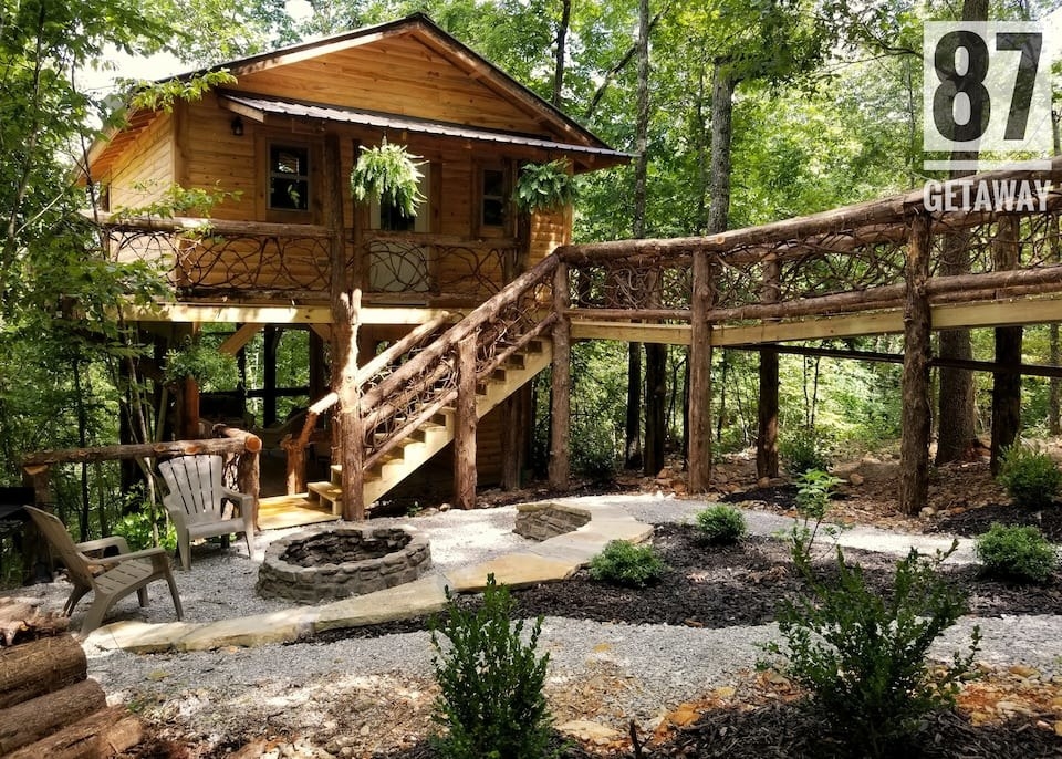 Airbnb的树屋