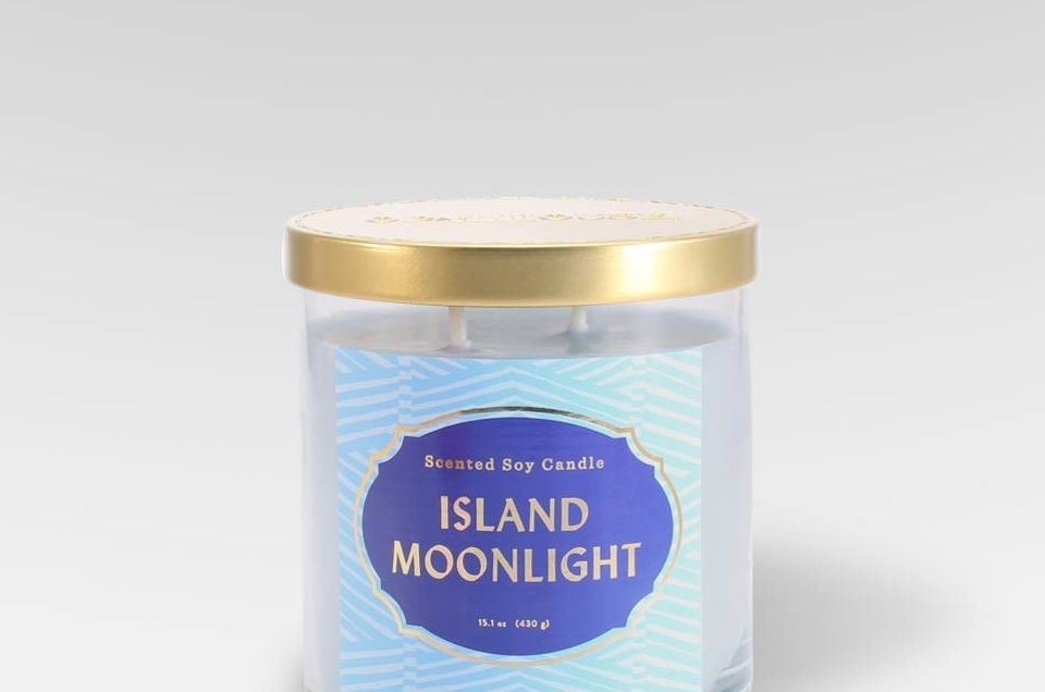 Island Moonlight-scented candle with two wicks