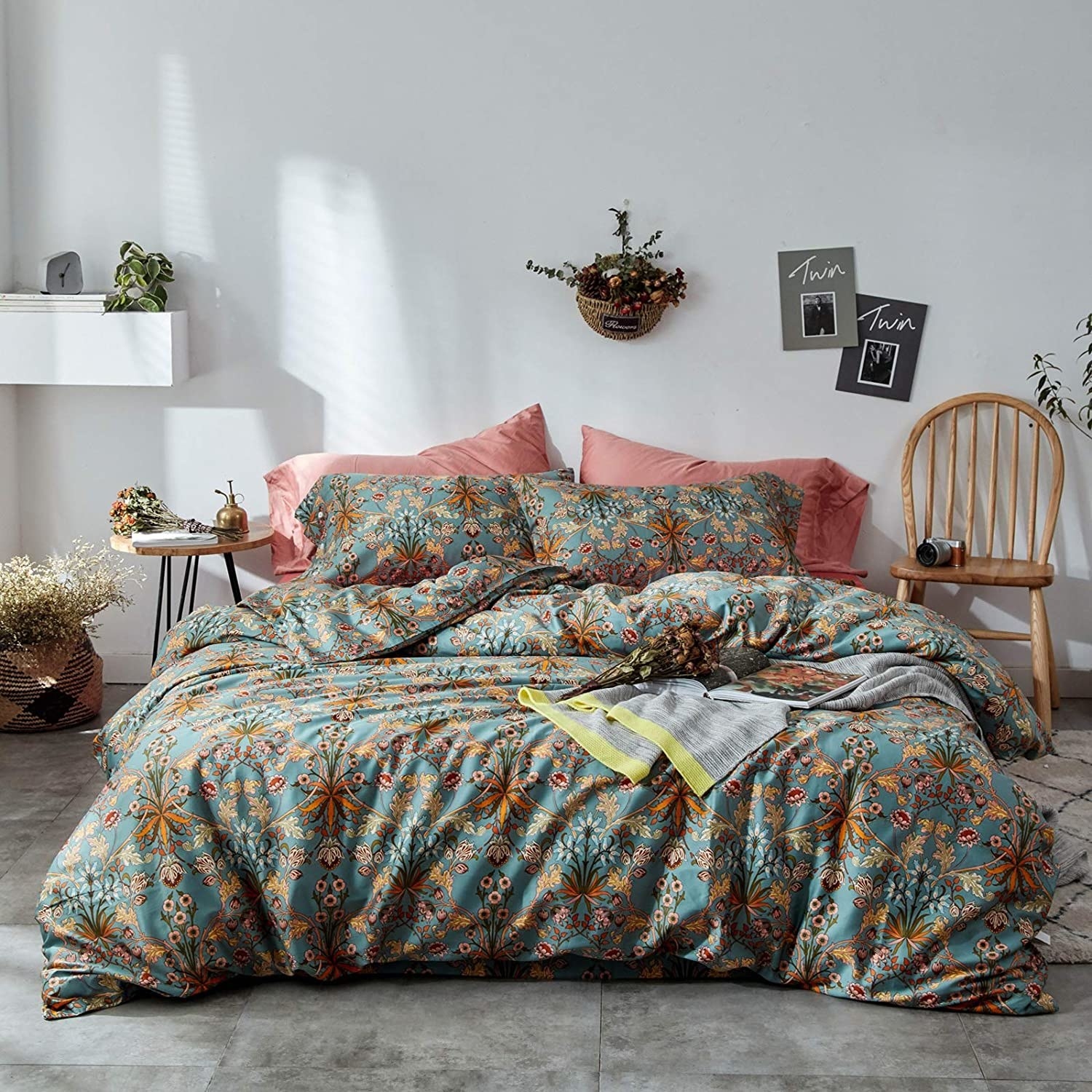 Pattern 3902 of the vintage style duvet cover set on a king sized bed in a minimalist style bedroom 