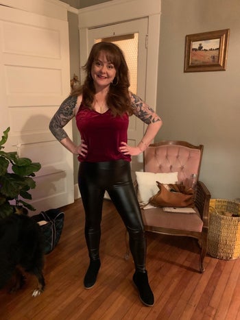 reviewer wears same velvet tank in a red shade