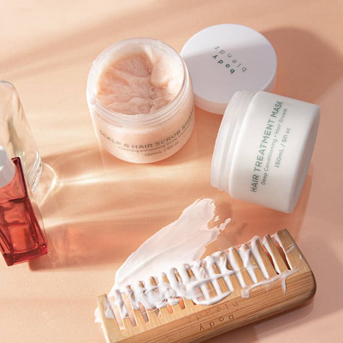 The containers of the scalp and hair scrub and hair treatment mask
