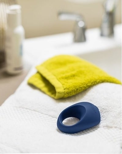 The vibrating ring on a towel 