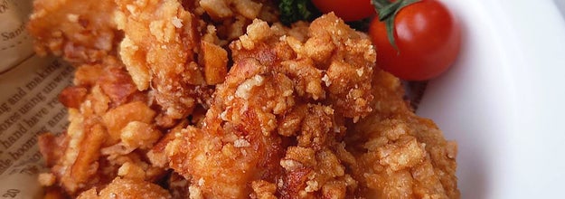 鶏むね肉で 柿の種衣のカリカリ唐揚げ