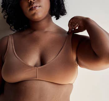A model wearing the everyday bralette in