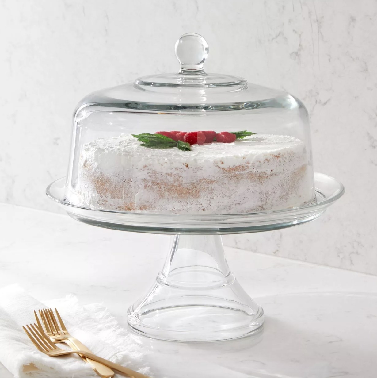 Clear glass cake stand