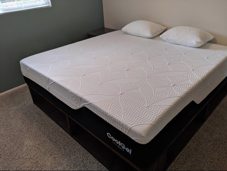 A king sized mattress in a reviewer&#x27;s home