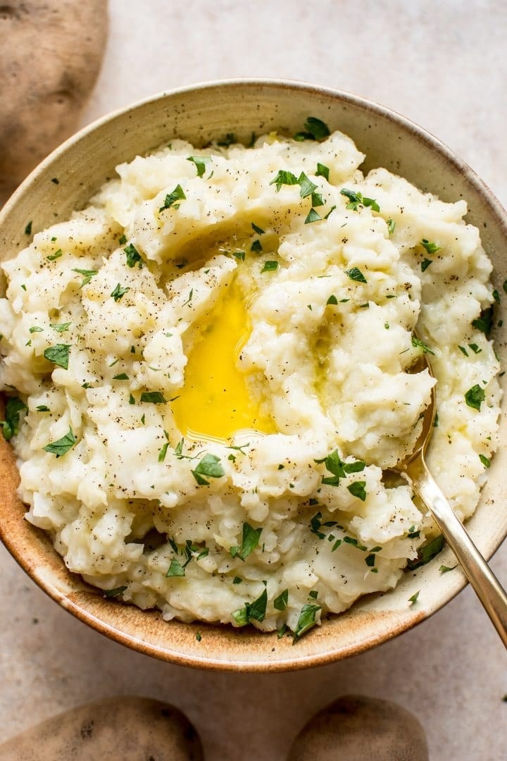 Mashed potatoes (colcannon) with chives and butter.