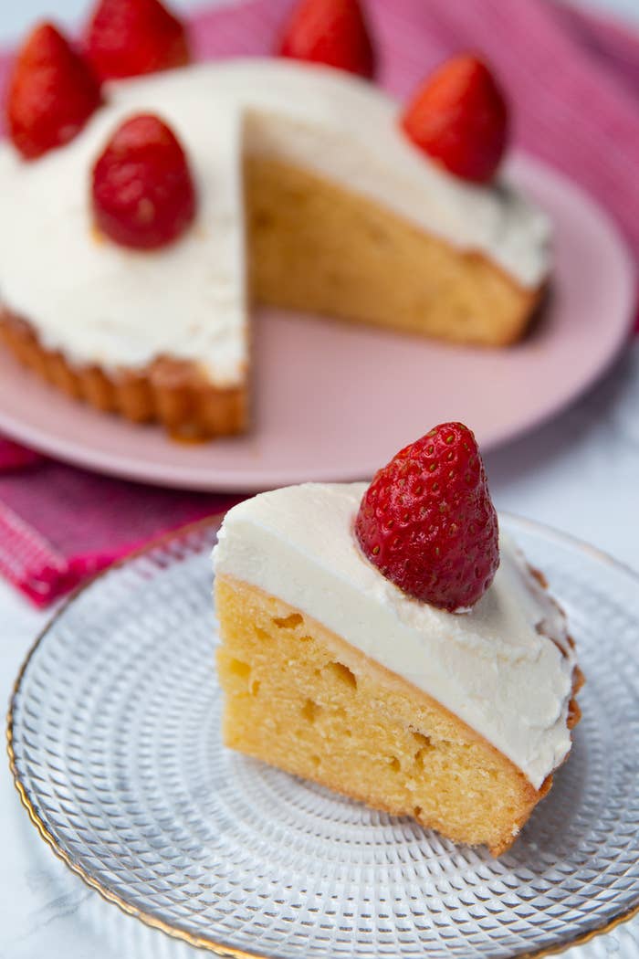 生クリームを挟まないショートケーキ Cream Cheese Shortcake 生クリームを挟まないショートケーキ Cream Cheese Shortcake