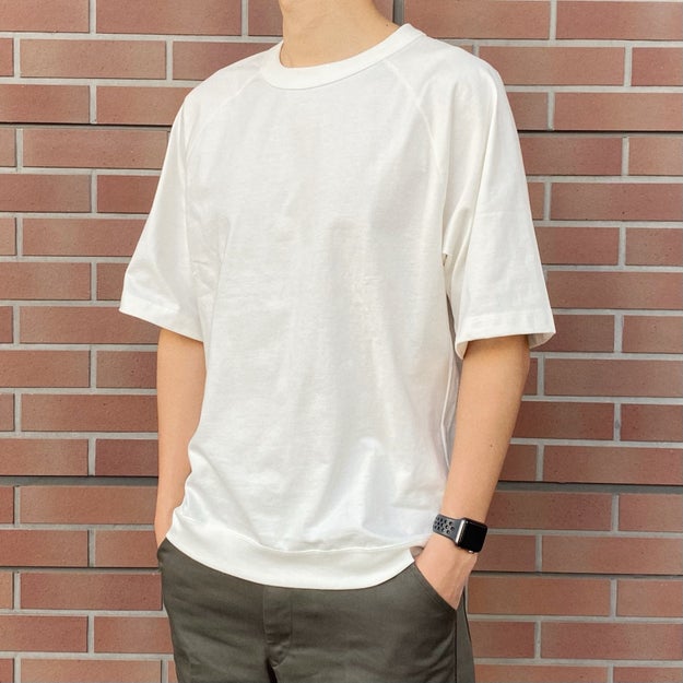 ユニクロ 1500円tシャツ の完成度がすごい いまトップスを買うなら 断然これです Buzzfeed Japan ユニクロの新作tシャツ 完成度がすごいので ｄメニューニュース Nttドコモ