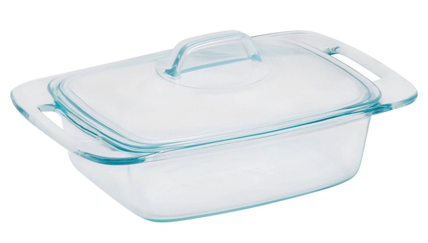 A glass cassorole dish