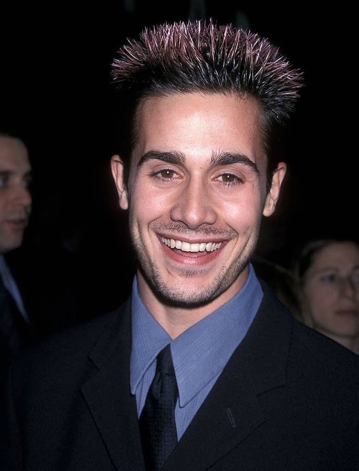 freddie prinze jr with big frosted tips