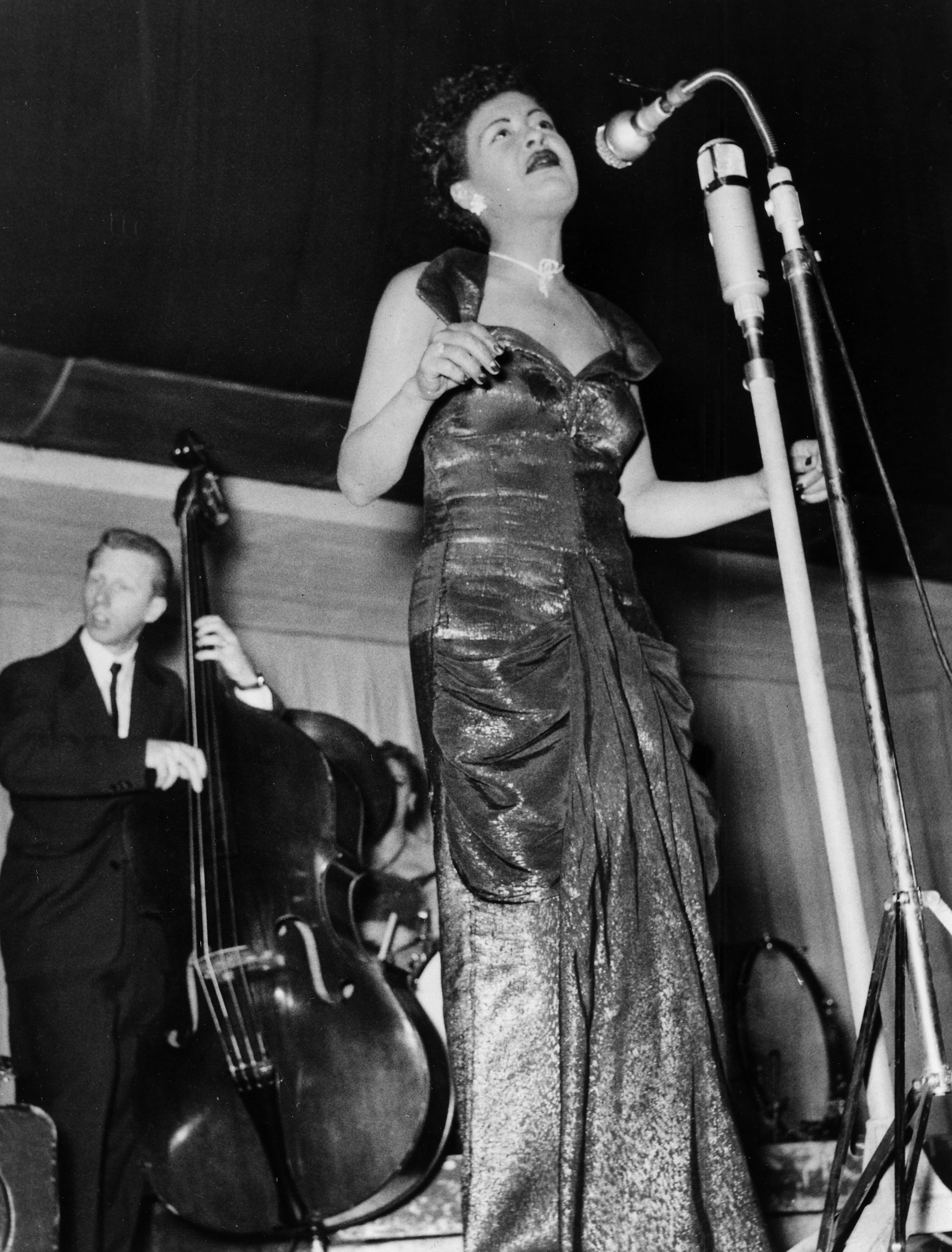 The 10 Best Billie Holiday Songs You Should Listen To